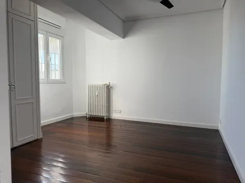 Appartamento 140 m² a Madrid