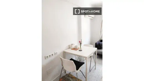 Chambre à louer, Málaga (4/9)