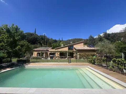 Appartement 318 m² à Sant Martí de Llémena