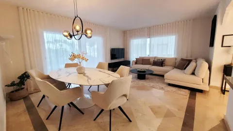 Piso de 87 m² en Estepona