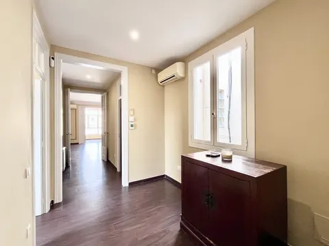 Wohnung 151 m² in Barcelona