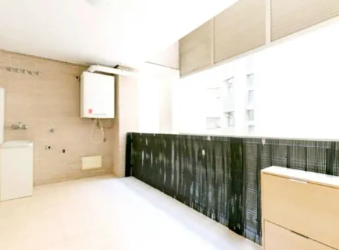 Piso de 160 m² en Granada