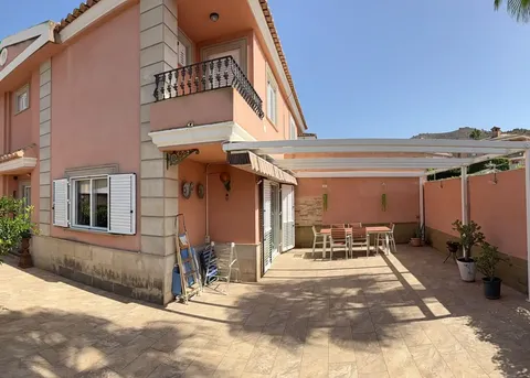 Casa de 180 m² a Benidorm