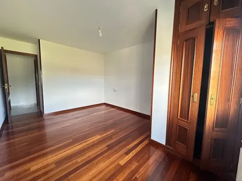 Pis de 350 m² a Santiago de Compostel·la