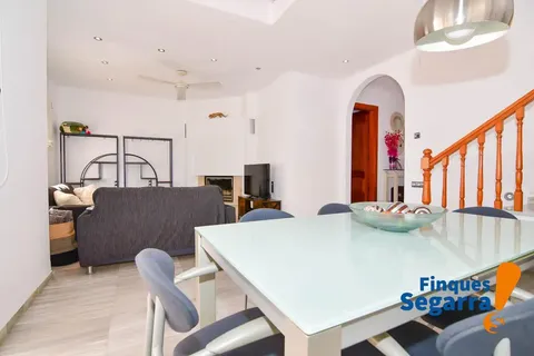 Casa de 196 m² a Roda de Berà