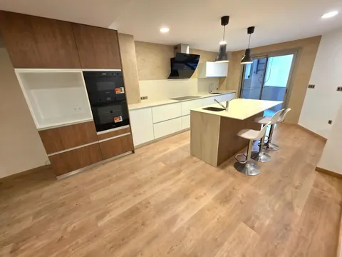 Pis de 302 m² a Castelló de la Plana