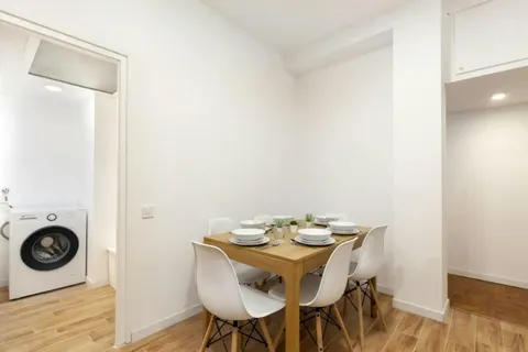 Quarto para alugar, Barcelona (3/10)
