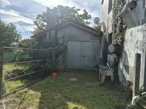 Casa de 978 m² a Curtis