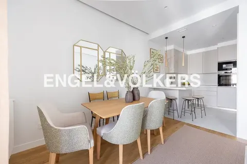 Wohnung 83 m² in Madrid