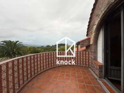 Casa 217 m² a Villaviciosa