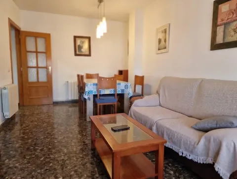 Pis de 76 m² a la Pobla de Vallbona