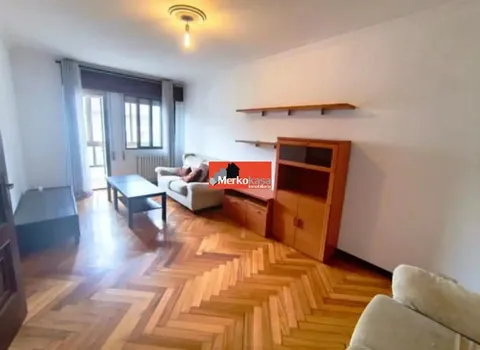 Wohnung 92 m² in Lugo