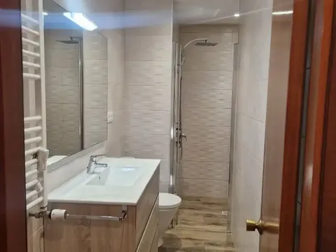 Pis de 80 m² a Oviedo