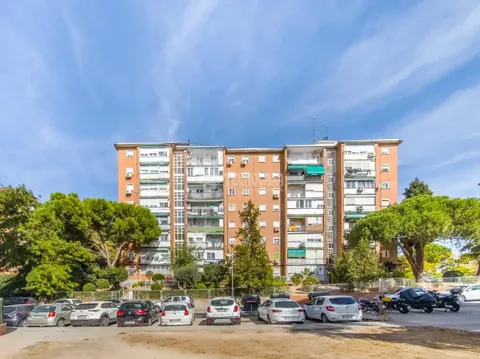 Wohnung 59 m² in Madrid