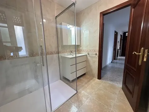 Pis de 350 m² a Santiago de Compostel·la