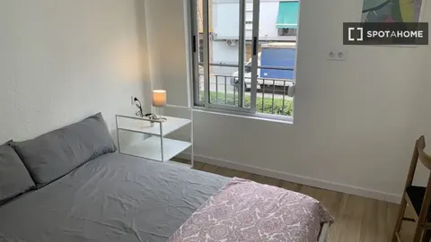 Habitació de lloguer, Montcada