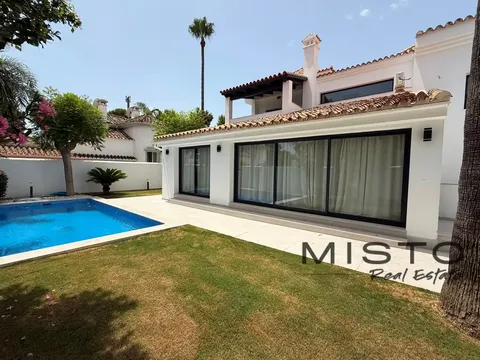 Haus 516 m² in Marbella