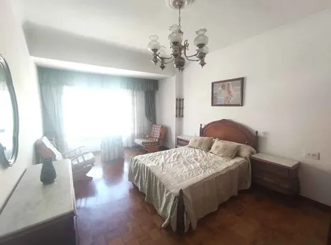 Wohnung 120 m² in Ourense