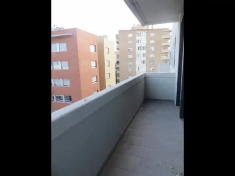 Квартира 106 м² в Барселоне