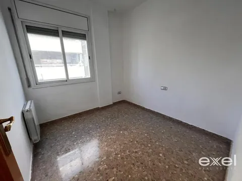 Pis de 110 m² a Cornellà de Llobregat