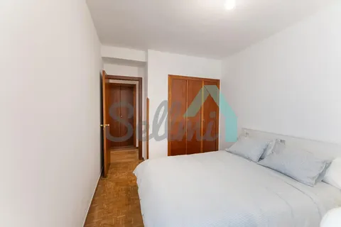 Habitació de lloguer, Oviedo