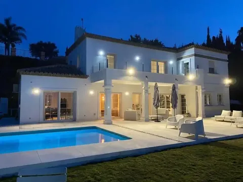 Casa de 412 m² a Estepona