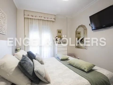Квартира 110 м² в Montcada / Moncada