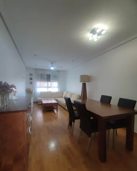 Pis de 96 m² a Almeria