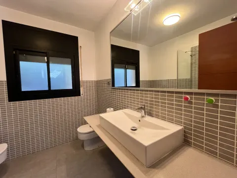 Maison 234 m² à Castelldefels
