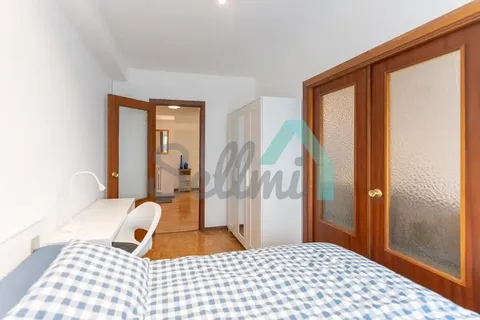 Habitació de lloguer, Oviedo