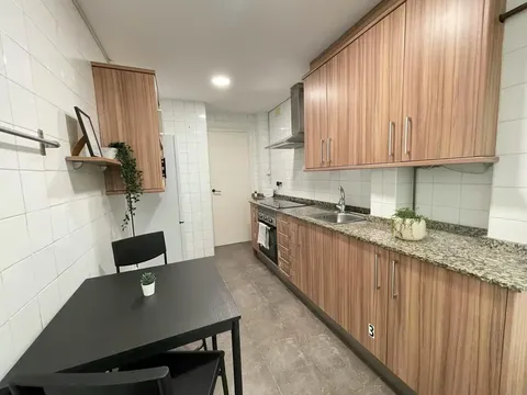 Habitación en alquiler, Hospitalet de Llobregat