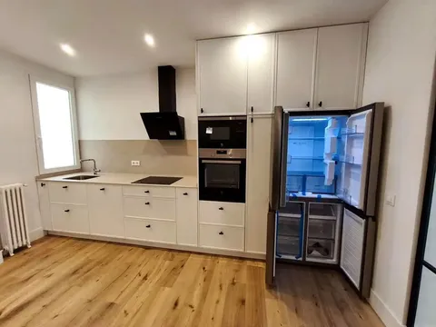 Wohnung 156 m² in Madrid