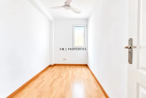 Pis de 77 m² a València