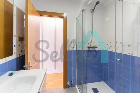 Appartamento 98 m² a Oviedo
