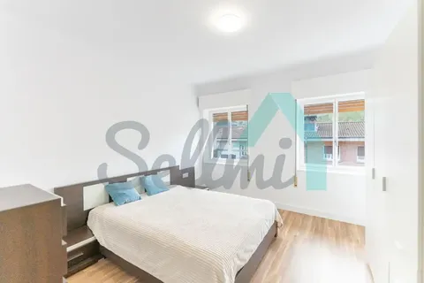 Pis de 58 m² a Llangréu / Langreo