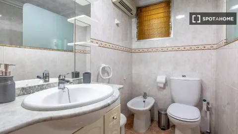 Apartamento para alugar, València (2/19)