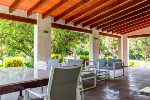 Haus 260 m² in Benidorm
