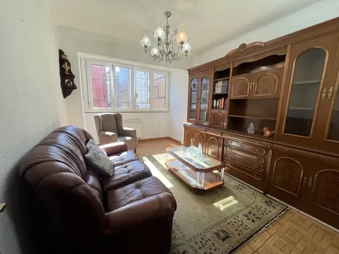 Pis de 73 m² a Gijón