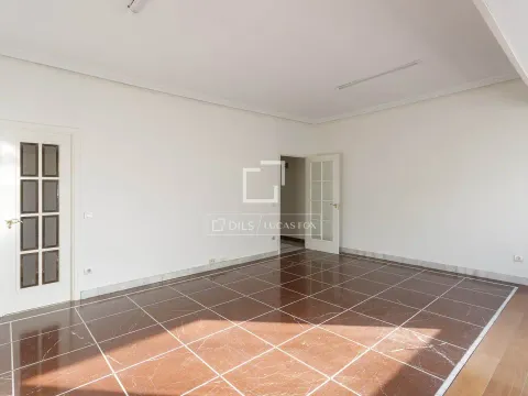 Appartamento 287 m² a Madrid