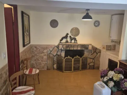 Casa de 120 m² a Viana do Bolo (4/10)