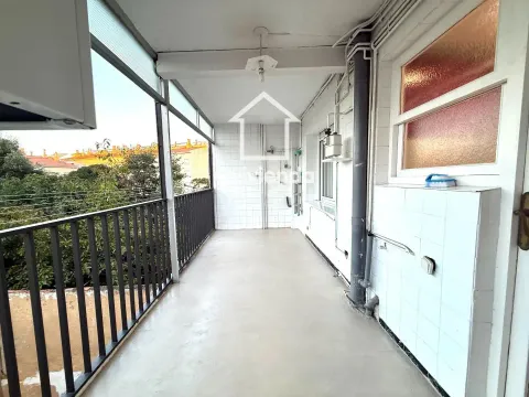 Pis de 101 m² a Terrassa
