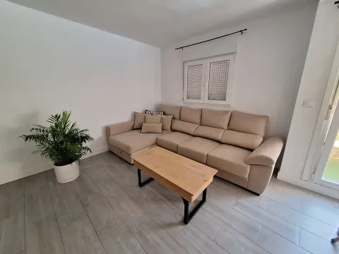 Flat 100 m² in La Línea de la Concepción (2/23)