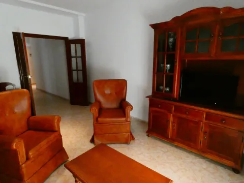 Apartamento 80 m² em Ahillones