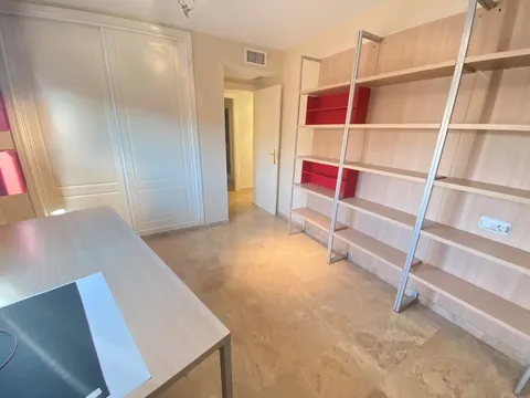 Apartamento 125 m² em Málaga