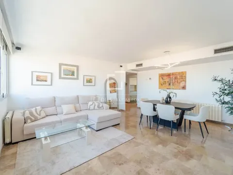 Pis de 131 m² a València