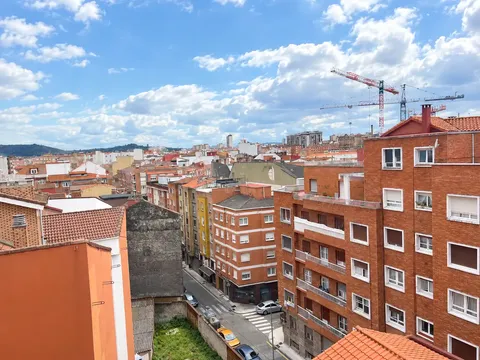 Pis de 50 m² a Gijón