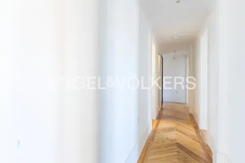Apartamento 200 m² em Madrid