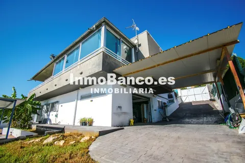 Casa de 411 m² a Torrent