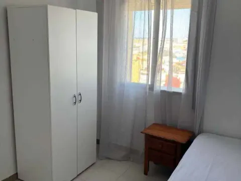 Quarto para alugar, La Línea de la Concepción (4/10)