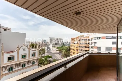 Pis de 200 m² a València